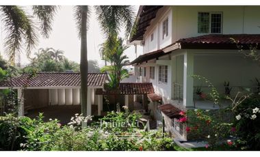 Venta de Casa de Lujo en Albrook, Panamá