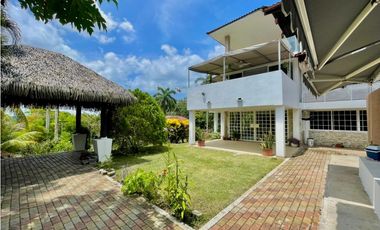Venta de Casa de Lujo en Albrook, Panamá