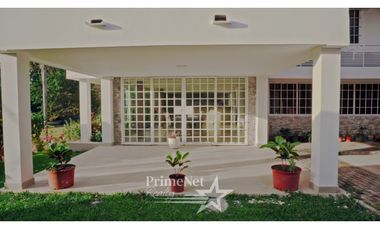 Venta de Casa de Lujo en Albrook, Panamá