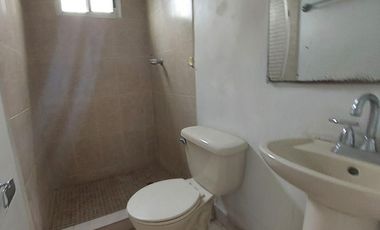 Se vende apartamento en Rana de Oro-Pedregal.