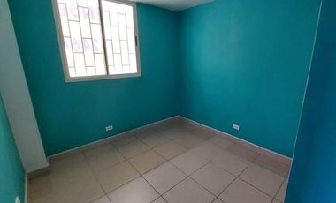 Se vende apartamento en Rana de Oro-Pedregal.