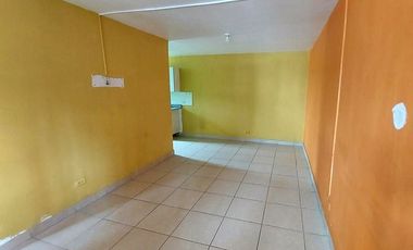 Se vende apartamento en Rana de Oro-Pedregal.