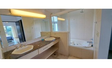 AMPLIO apartamento de lujo PH El Alcazar De Coronado