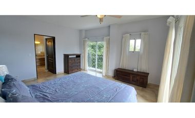 AMPLIO apartamento de lujo PH El Alcazar De Coronado