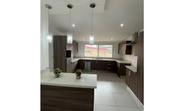 VENTA DE CASA EN SAN FRANCISCO