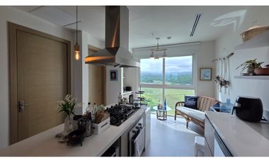 Venta de Exclusivo Apartamento Frente al Mar – Playa Escondida, Colón