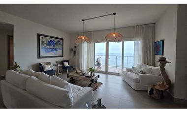 Venta de Exclusivo Apartamento Frente al Mar – Playa Escondida, Colón