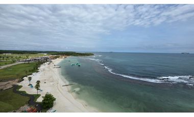 Venta de Exclusivo Apartamento Frente al Mar – Playa Escondida, Colón