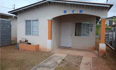 Altos de Las Praderas La Chorrera, hermosa residencia de 3 recámaras
