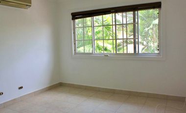 VENTA DE CASA CON PISCINA PRIVADA EN COSTA DEL ESTE MB