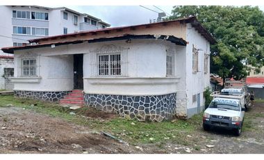 Venta de Terreno en Parque Lefevre  Oportunidad de Inversión