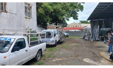 Venta de Terreno en Parque Lefevre  Oportunidad de Inversión