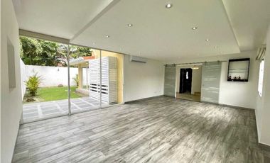 VENTA DE CASA EN COSTA DEL ESTE MB