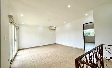 VENTA DE CASA EN COSTA DEL ESTE MB