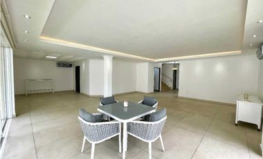 VENTA DE CASA EN COSTA DEL ESTE MB