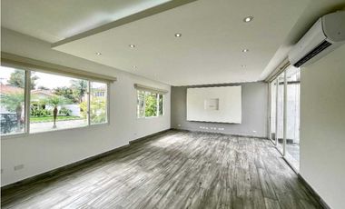 VENTA DE CASA EN COSTA DEL ESTE MB