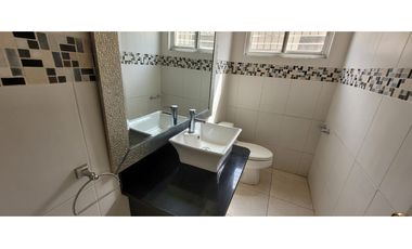 Casa - Altos del Chase - Amplio Jardin - 4 recamaras