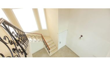 Casa - Altos del Chase - Amplio Jardin - 4 recamaras