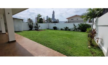 Casa - Altos del Chase - Amplio Jardin - 4 recamaras