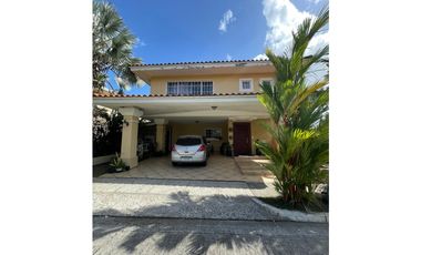 VENTA CASA BRISAS DEL GOLF PH VILLA  ALTA