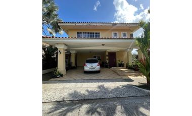 VENTA CASA BRISAS DEL GOLF PH VILLA  ALTA