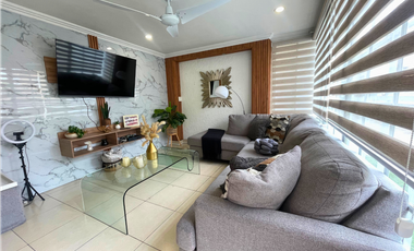 VENTA DE CASA UNIFAMILIAR EN GOLDEN SPRINGS, CONDADO DEL REY