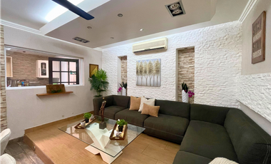 VENTA DE CASA UNIFAMILIAR EN GOLDEN SPRINGS, CONDADO DEL REY