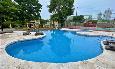 VENTA DE CASA UNIFAMILIAR EN GOLDEN SPRINGS, CONDADO DEL REY