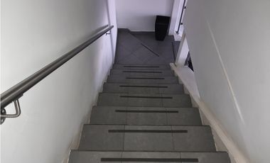 ALQUILER LOCAL  PLANTA BAJA OBARRIO CIUDAD DE PANAMA  MTTO INCLUIDO CP