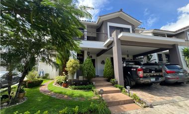 VENTA CASA BRISAS DEL GOLF PH OLYMPUS