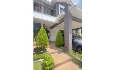 VENTA CASA BRISAS DEL GOLF PH OLYMPUS