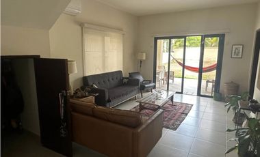 VENTA CASA CLAYTON EMBASSY CLUB