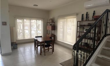 VENTA CASA CLAYTON EMBASSY CLUB