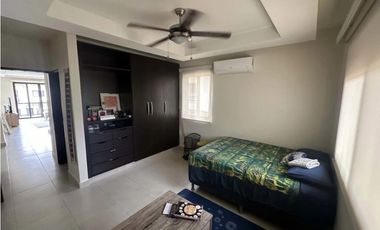 VENTA CASA CLAYTON EMBASSY CLUB