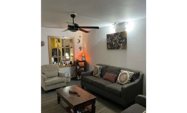 VENTA CASA CLAYTON