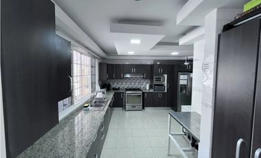 VENTA CASA VILLA LUCRE