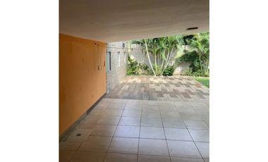 VENTA CASA DON BOSCO VERSALLES