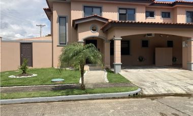 VENTA CASA DON BOSCO VERSALLES