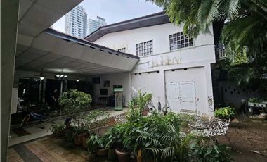 VENTA CASA COMERCIAL CALLE 50 (OF)