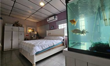 VENTA CASA COMERCIAL CALLE 50 (OF)