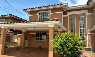 Venta de Casa en Condado del Rey