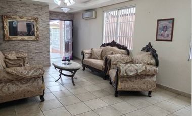 VENTA CASA BRISAS DEL GOLF