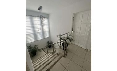VENTA CASA BRISAS DEL GOLF PH AVENTURA PASEO DEL NORTE