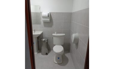 ALQUILER LOCAL BRISAS DEL GOLF