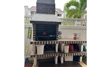 VENTA CASA BRISAS DEL GOLF PH OLYMPUS