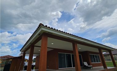 Alquiler de casa amoblada en Colonias de Santa Lucía, Chame