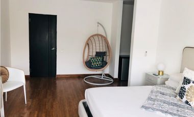 ALQUILO CASA EN COSTA SUR, 4 RECAMARAS, 350M2, DOS NIVELES.