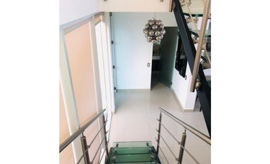 ALQUILO CASA EN COSTA SUR, 4 RECAMARAS, 350M2, DOS NIVELES.