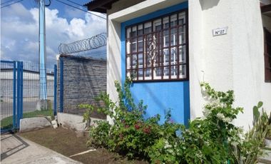 SE VENDE CASA Urb. P.H. Altos de Azul, PH6 Zafiro