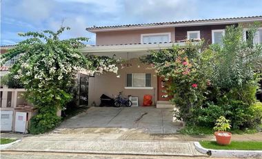 VENTA CASA BRISAS DEL GOLF PH VILLA TIBER